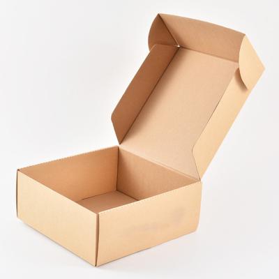 China Recyclable Paper Boxes Customized Shipping Boxes For Clothes Kraft Paper Packaging Mailer Box for sale