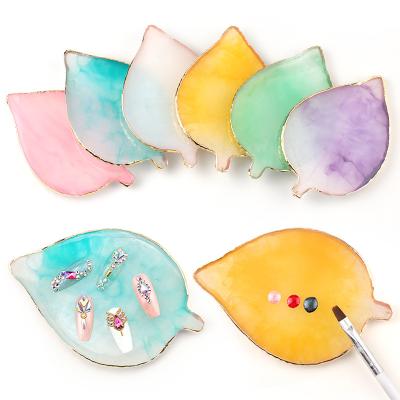 China Easy Apply 4 Color Agate Paint Palette Leaf Shape Japanese Nail Art Resin Palette Gold Brim Holder Palette for sale