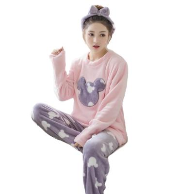 China Amazon wholesale QUICK DRY hot sale women winter warm flannel printed two pieces set sleepwear pajamas for sale