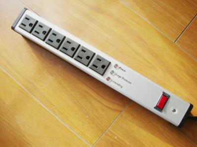 China Metal 6 Outlet Surge Protector Power Strip , Mountable Multiple Plug Socket for sale