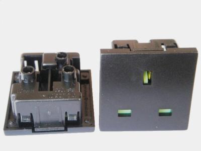 China BRITISCHE Standard-Großbritannien-Wand-Steckdose, Stecker-Sockel 250VAC 13A der elektrischen Leistung zu verkaufen