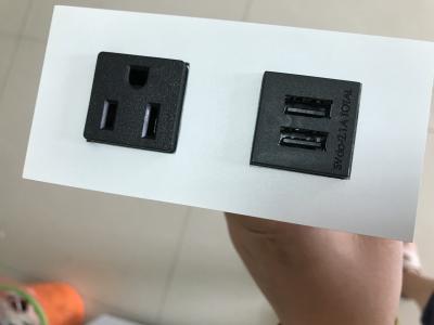 China Versteckte Tischplattennetzdosen mit 1 Ausgang/2 USB-Porte, Edelstahl-Frontplatten-Tischplatten-Steckdose zu verkaufen