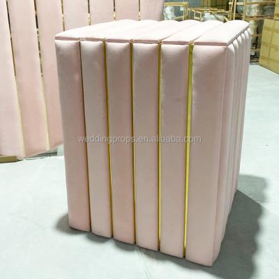 China PARTY/BANQUET/WEDDING Wedding Decoration Square Velvet Pink Pedestals For Cake Table for sale