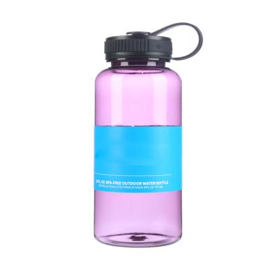 China Sustainable Water Bottle Vacuum Water Bottle For Sports Outdoor Gym Gym Tumbler for sale