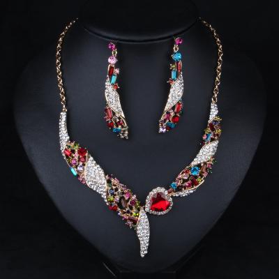 China Fashionable High Quality Luxury Necklace Statement Set Jewelry Silver Chain Crystal Choker Necklaces Women Necklaces for sale