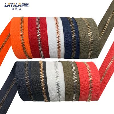 China Long Multicolor Aluminum / Nickel Free Brass Teeth Metal Zipper Chain For Wallet Leather for sale