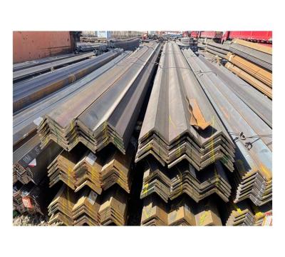 China Decoration China Manufacture Q235B / Q355B Black And Silver Carbon Angle Iron Steel Angle Bar for sale