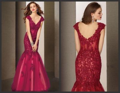 China Red Tulle V neck Celebrity Prom Dresses , Rhinestone Flower Lace Evening Dress for sale