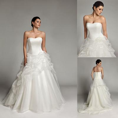 China Pick Ups Ruffles Strapless Wedding Dresses / Sleeveless Ladies Ball Gowns for sale