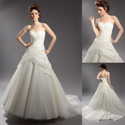 China Romantic Court Train Tulle Sweetheart Neckline Wedding Dresses with Twist Bow Knot for sale