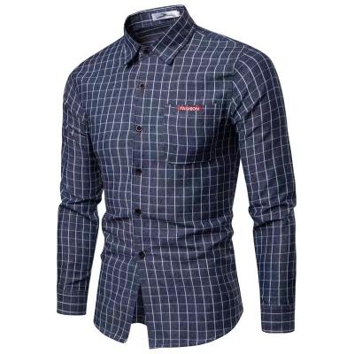 China 2022 New Men Spring Breathable Plaid Lapel Fashion Trend Casual Label Pocket Long Sleeve Shirt for sale