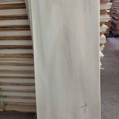 China Modern Multi-specification packing in good condition for kitchen cabinet poplar wood veneer for sale