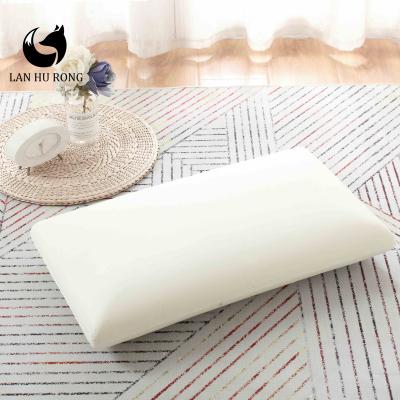 China New Anti-static Sleeping Neck Rest Bedding Cutting Memory Foam Pillow Bamboo King Hotel Bamboo Pillow for sale