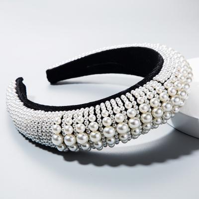 China Hot Fashionable Wholesale Stock Vintage Rhinestone Pearl Embellished Velvet Jeweled Baroque Design Luxury Hair Bands For Girls for sale