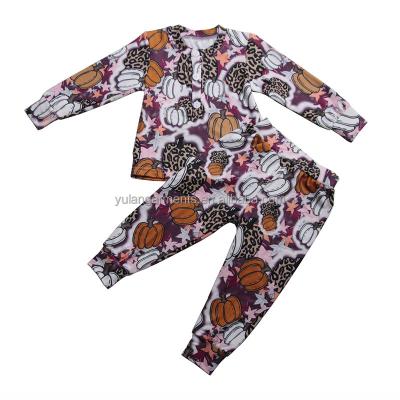 China Best Selling Comfortable Casual Boutique Kids Lounge 2 Pieces Kids Pumpkin Print Long Sleeve Pajama Sets for sale