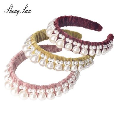 China Shenglan's Popular Winter Pearl Velvet Lined Retro Knot Head Bandana Bandana With Elastic Pearl Headband for sale