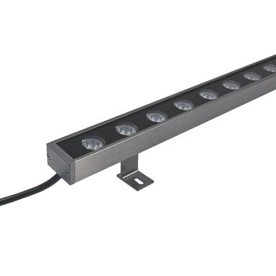 China 3 Years Warranty Outdoor High Quality Linear LED Out Door Wall Spotlight 24W LED Wall Washer for sale