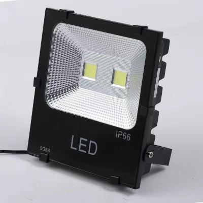 China Garden Flood Lights Outdoor Waterproof Aluminum 50W 100W Solar Led Accessories Energy Saving 30w Solar Led Flood Light Mobile Phone for sale