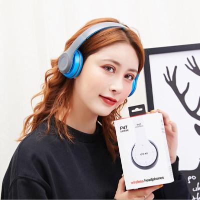 China Noise Canceling P47 Earphone Foldable Build In Battery Hands Free Microphone Support TF Card Sports And Game Wireless Headset for sale