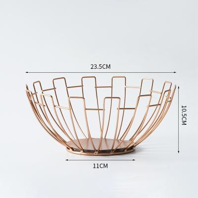 China Nordic Gold Color Metal Fruit Basket Iron Fruit Bowl Storage Products Home Snacks Basket Home Snacks Basket for sale