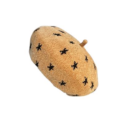 China New Fashionable Main Star Patterned Chenille Beret Comfortable Adjustable Puffy Fall Painter Hat Winter Belt Ladies Hat for sale