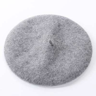 China Simple Autumn Winter Plain Comfortable Felt Hat Wholesale Hat Winter Ladies Warm Felt Beret Can Be Customized for sale