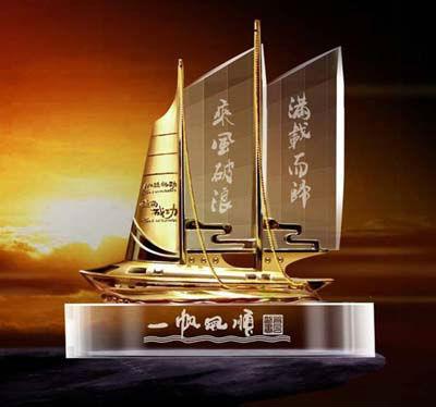 China New Customized Europe Collectible Item Metal Ship Model Ship Miniature Metal for sale