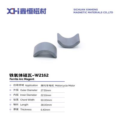 China Imã de ferrite de estrôncio em cerâmica fabricado por moldagem por compressão molhada para motores de motocicletas W2162 à venda