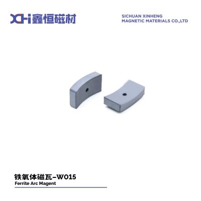 China Anisotropic Ceramic Ferrite Magnet Made By Wet Compression Molding For Universal Motor W015 for sale