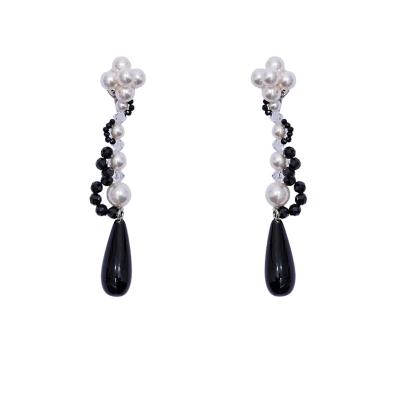 China Black onyx drops Fashion Luxury Festival Black Pearl Woven Airy Long Pearl 8cm Earrings Woman for sale