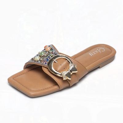 China Cushioning OEM Slippers Wholesale Custom Rhinestone Metal Buckle Camel Lady Flip Flops Slippers Manufacturer for sale