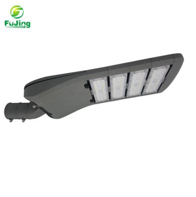 China Smd 3030 llevó la luz de calle del módulo 140 * ángulo de haz 70° con el poder más elevado 200w en venta