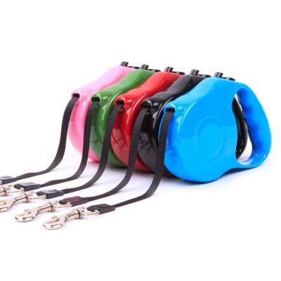 China Stored Auto Extendable Pet Training Traction Rope Heavy Duty Retractable Dog Leash for sale