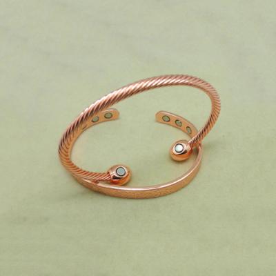 China Health bracelet Guangzhou factory women twisted thin magnetic pure red copper bracelet for sale