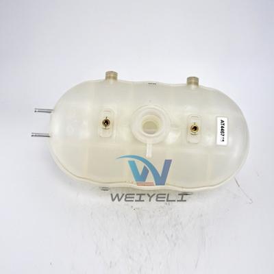 China TA320220 AT446745 Voor John Deere210 Antifreeze Expansion Kettle Plastic Radiator Water Tank Te koop