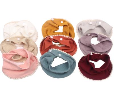 China Gauze Bibs With Beggie Circle Cotton Muslin Ball Pompoms Anti-Static Newborn Girls Boy Cotton Soft Drool Burps for sale