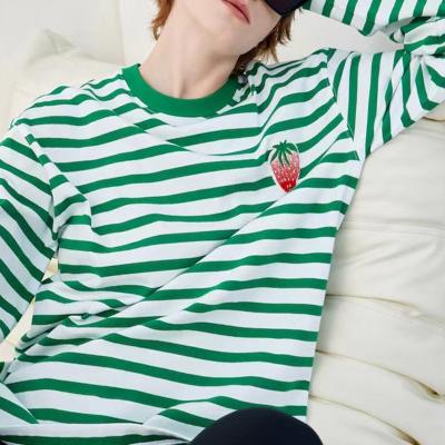 China Basic Classic Casual Loose Embroidered Strawberry Stripe T-shirt Women From Anti-Wrinkle Best Quality Manufacturer for sale