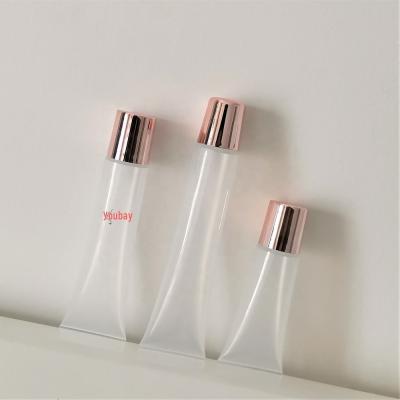 China Youbay 2020 Factory Wholesale Luxury Soft Gloss Container New Lip Squeeze Tube 15ml Lip Gloss Clear Tube for sale