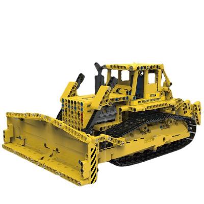 China DIY TOY New Toy D8K Bulldozer Building Block ABS Plastic Bricks Amazon Mold Hot Sale King 17024 Fit Legos for sale