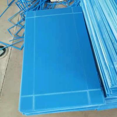 China Shape Customized Plastic Roof Panels Recyclable Construction Plastic Corrugated Pads Waterproof for sale