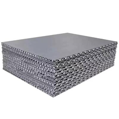 China Plastic Corrugated Sheet PP Honeycomb Panel Hollow Box Waterproof en venta