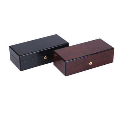 China Recyclable Brown And Black Lacquer Wooden Gift Box For Promotional Wooden Pen Box Fountain Pen Box Luxury for sale