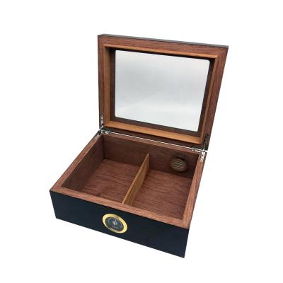 China Customized Cedar Humidor Cigar Humidifier Cedar Wood Humidifier for sale