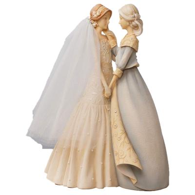 China China Wedding Favors Resin Wedding Occasion Bride Figurines for sale