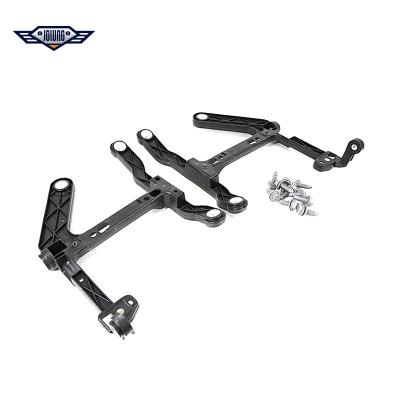 China 2013-2020 Ram 1500 Plastic DS Front Outer Bumper Mounting Bracket Assembly 68232454AA for sale