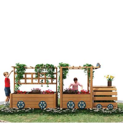 China Customized Modern Garden Flower Pot Train Shape Small Wooden Strawberry Planting Wooden Box Family Flower Planting Slot for sale