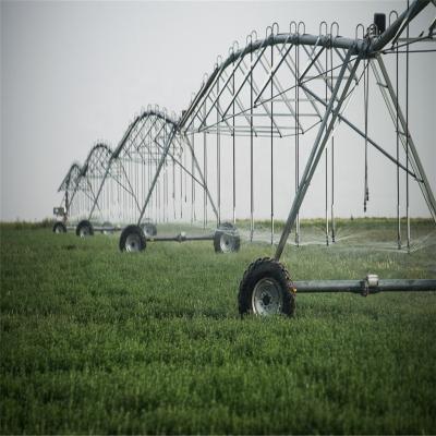 China Anti-corrosion it is used for central pivot irrigation system of suction irrigation agricultural equipment for sale