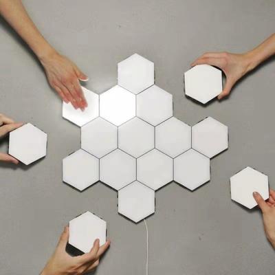 China Creative Smart Modular Hexagon Geometry Touch Quantum Lamp ABS Wall Hex Honeycomb Splicing White Led Night Light for sale