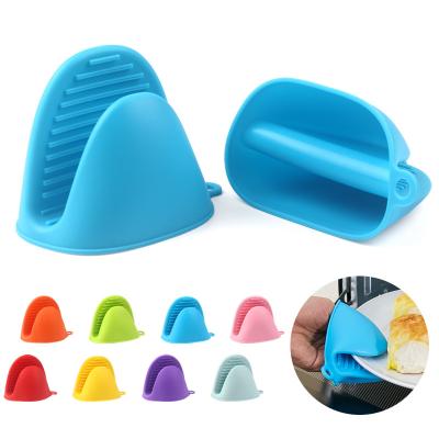 China Flexible Oven Mitts Silicone Kitchen Heat Resistant Non-Slip Pot Holder Hand Clips for sale