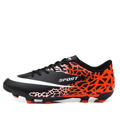 China New Design LCFC 2021 Outdoor Training Rubber Soccer Shoes Adult Football Boots Non-slip Soccer Cleats for sale